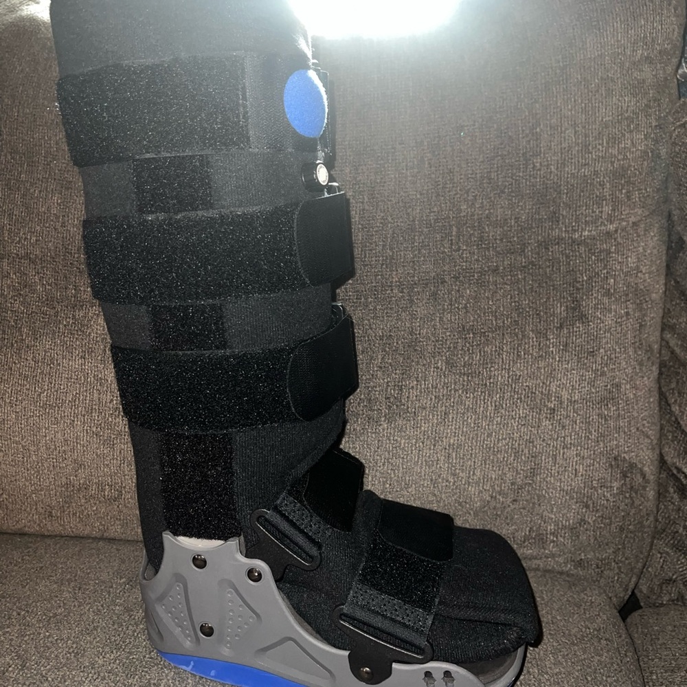 Black Medical Walking Boot
